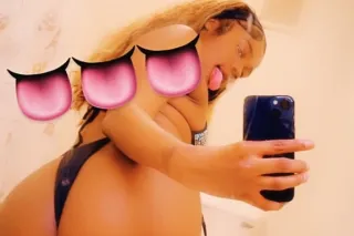 incalls & car play available now 💕 Ask about specialties - Image 2