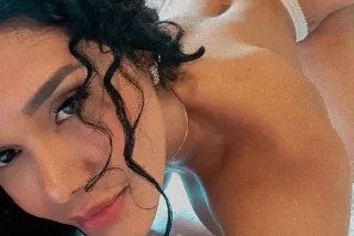 😋Hot Latina Bombshell – Available Now😈 - Image 2